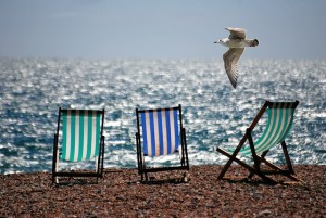 Pixabay - Plage - La pause - deckchairs-355596_640